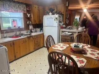 $265,000 | 106 White Oak Road, Eure, NC 27935