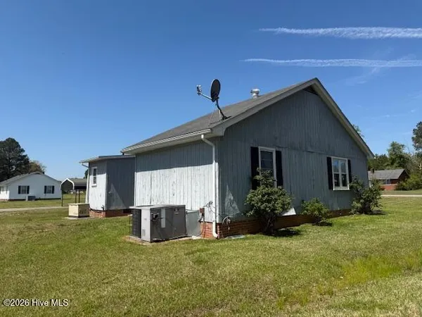 $225,000 | 106 White Oak Road, Eure, NC 27935