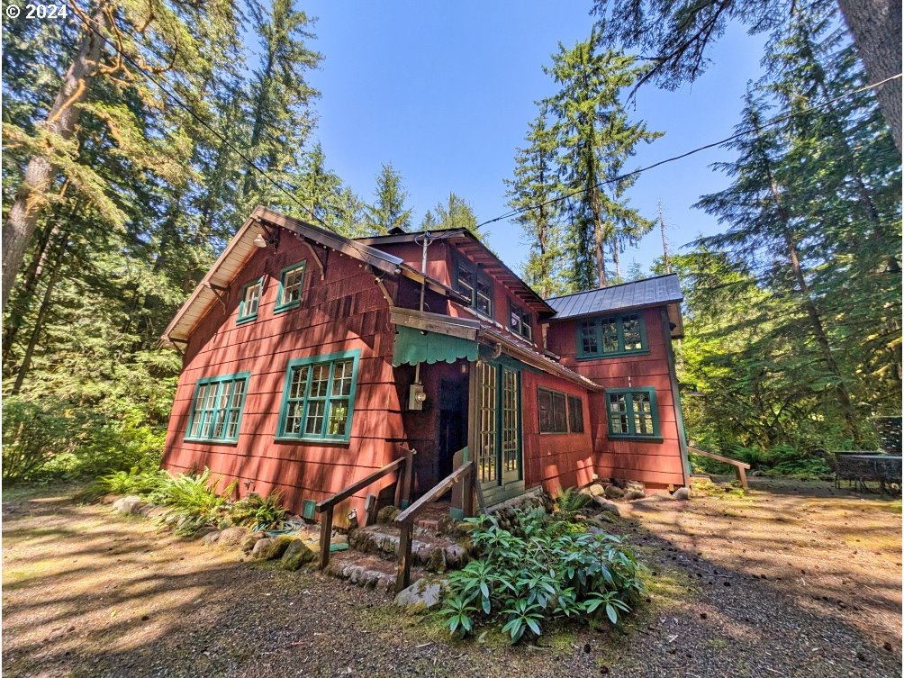 27602 Road 20 Rhododendron, OR 97049 - Photo 5 of 46 front view of a house with a yard