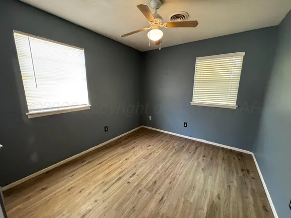 $160,000 | 407 North 5th Street, Vega, TX 79092