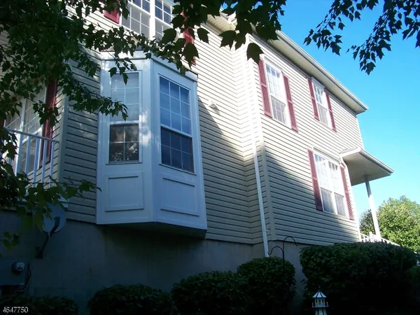 $3,550 | 27 Briar Lane, Flemington, NJ 08822