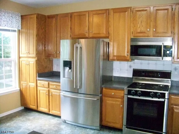 $3,550 | 27 Briar Lane, Flemington, NJ 08822