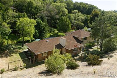 100 Holstein Road San Anselmo, CA 94960 - Photo 1 of 12 Gallery Image 1
