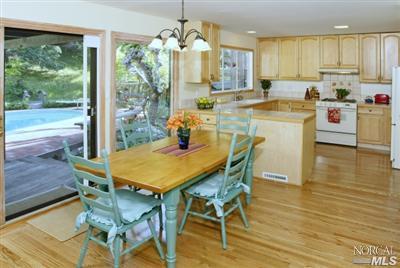 100 Holstein Road San Anselmo, CA 94960 - Photo 3 of 12 Gallery Image 3