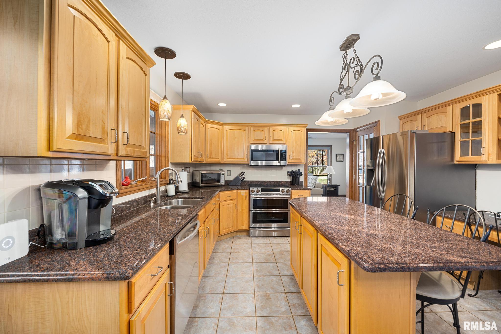 7722 West Brandon Court Mapleton, IL 61547 - Photo 12 of 53