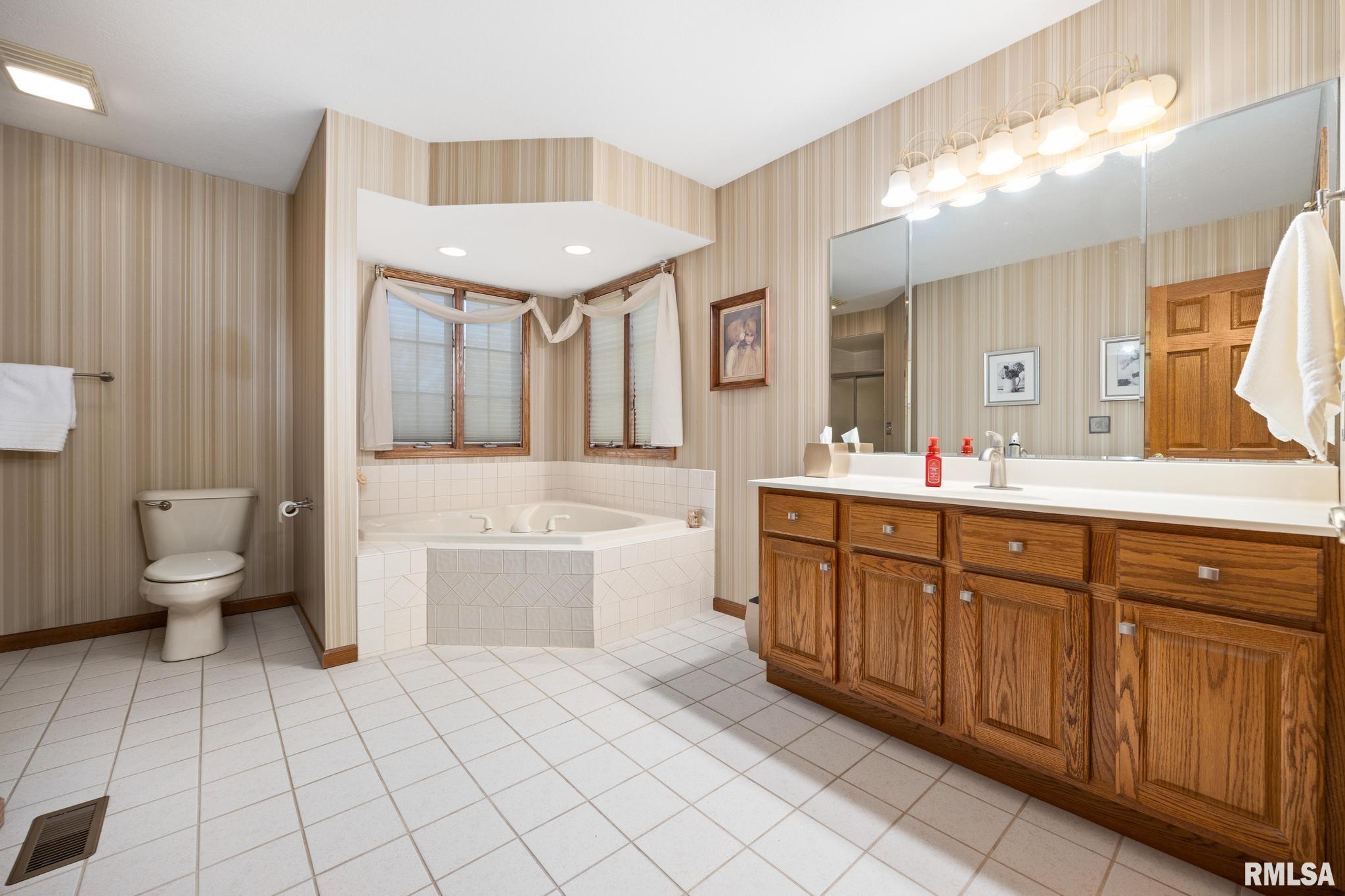 7722 West Brandon Court Mapleton, IL 61547 - Photo 25 of 53