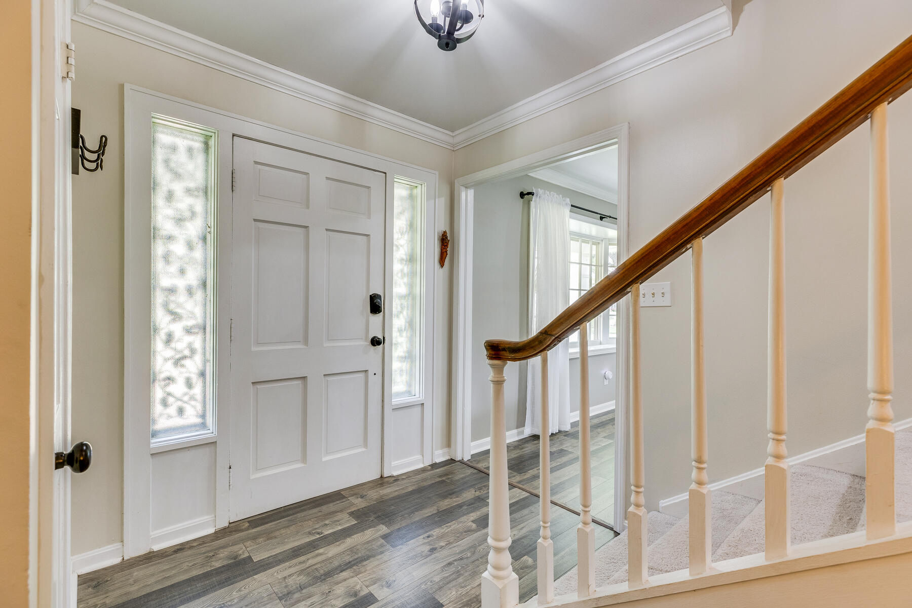 617 Hollyhill Road Johnson City, TN 37604 - Photo 8 of 55 007