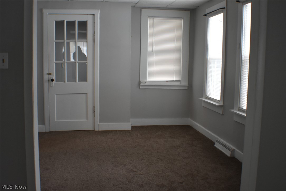 30-32 Lee Road Painesville, OH 44077 - Photo 5 of 11 Gallery Image 5