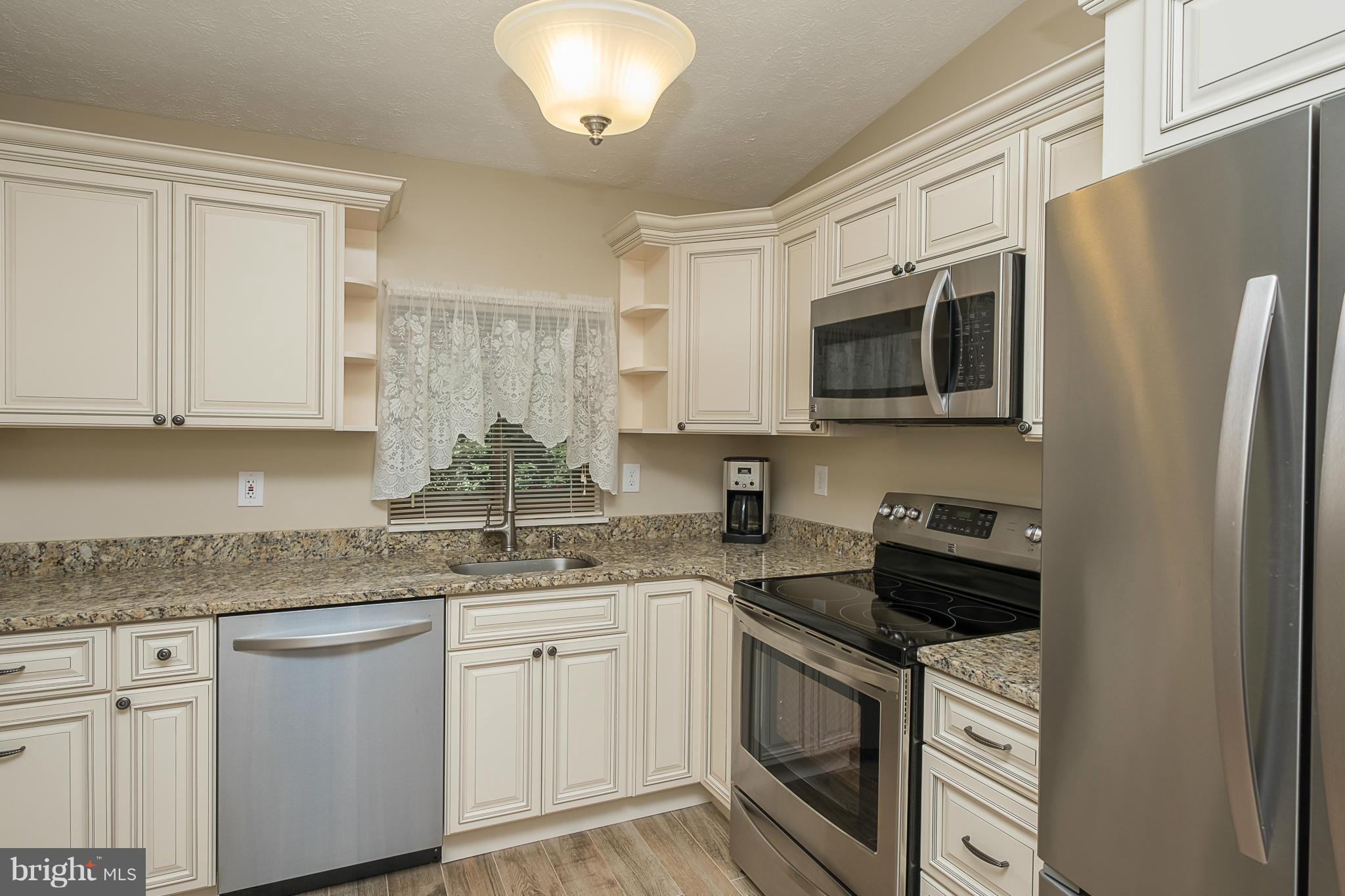 921 Evergreen Road Severn, MD 21144 - Photo 8 of 24 Kitchen
