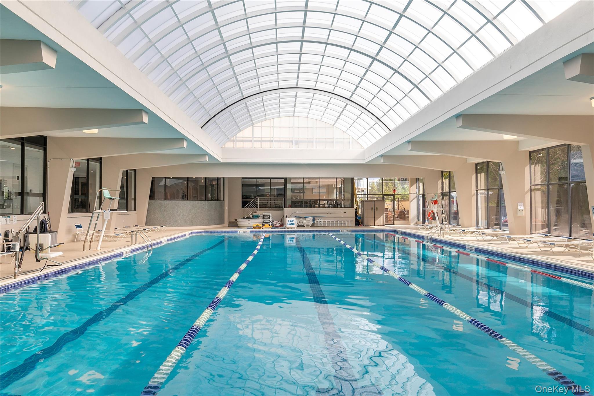 1 Bay Club Drive, Unit 4R Queens, NY 11360 - Photo 20 of 24 a view of indoor pool