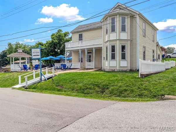 $475,000 | 6025 3rd Street, Kimmswick, MO 63052