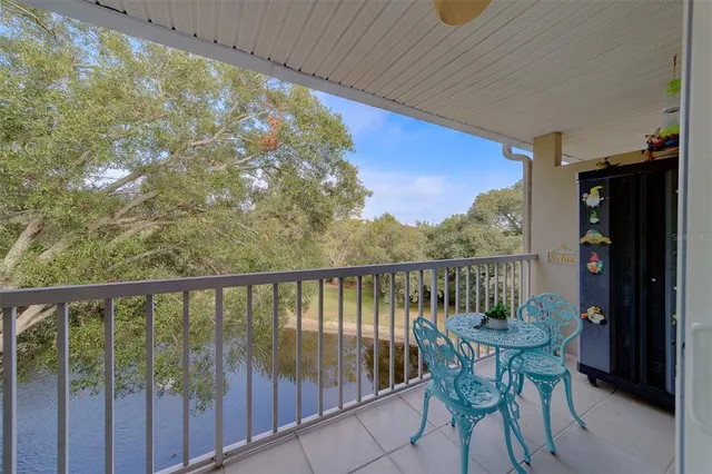 $320,000 | 2020 Shangrila Drive, Unit 305, Clearwater, FL 33763