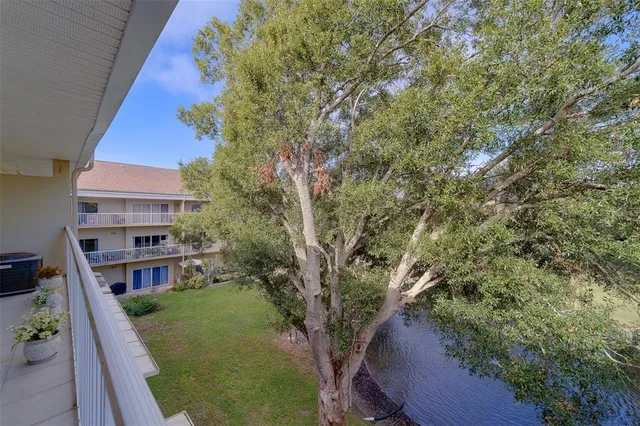 $320,000 | 2020 Shangrila Drive, Unit 305, Clearwater, FL 33763
