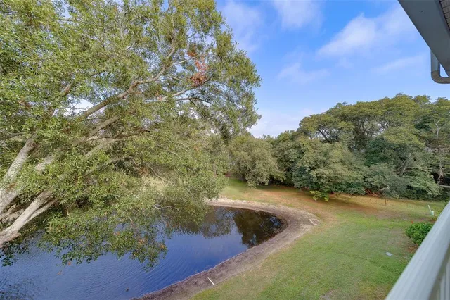 $320,000 | 2020 Shangrila Drive, Unit 305, Clearwater, FL 33763