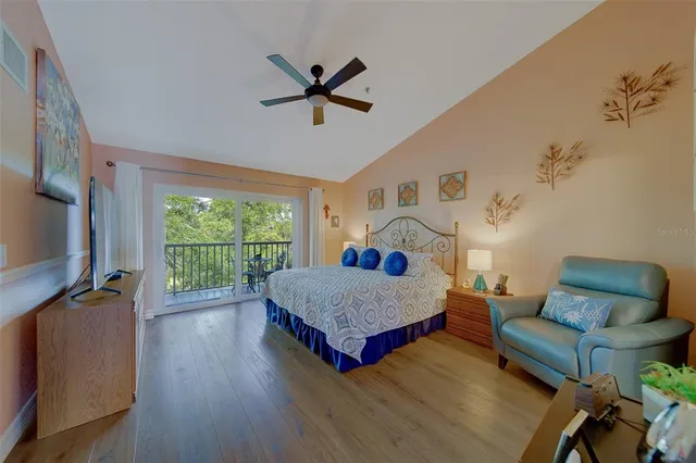 $320,000 | 2020 Shangrila Drive, Unit 305, Clearwater, FL 33763