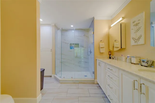 $320,000 | 2020 Shangrila Drive, Unit 305, Clearwater, FL 33763