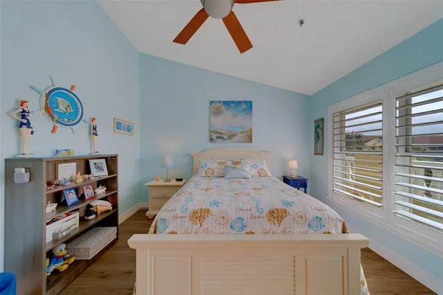 $320,000 | 2020 Shangrila Drive, Unit 305, Clearwater, FL 33763