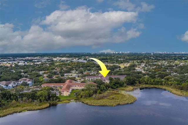 $320,000 | 2020 Shangrila Drive, Unit 305, Clearwater, FL 33763