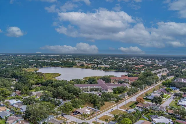 $320,000 | 2020 Shangrila Drive, Unit 305, Clearwater, FL 33763