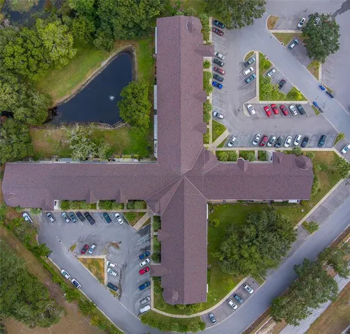 $320,000 | 2020 Shangrila Drive, Unit 305, Clearwater, FL 33763