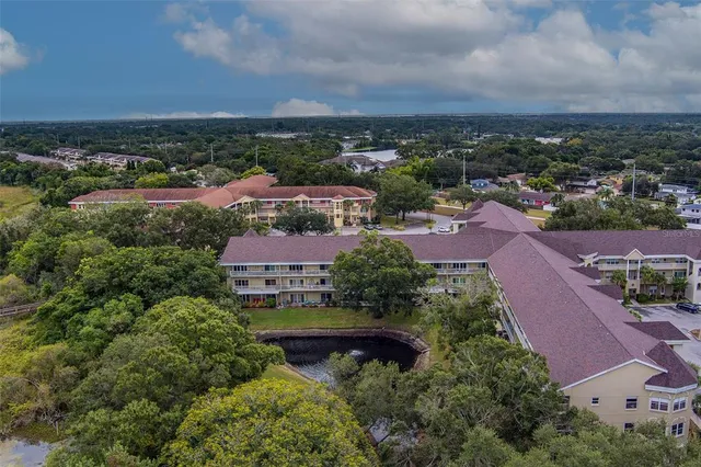 $320,000 | 2020 Shangrila Drive, Unit 305, Clearwater, FL 33763