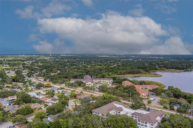 $320,000 | 2020 Shangrila Drive, Unit 305, Clearwater, FL 33763