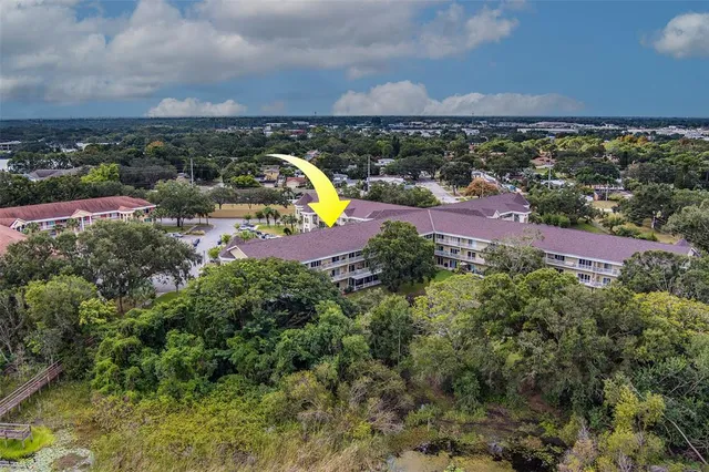 $320,000 | 2020 Shangrila Drive, Unit 305, Clearwater, FL 33763