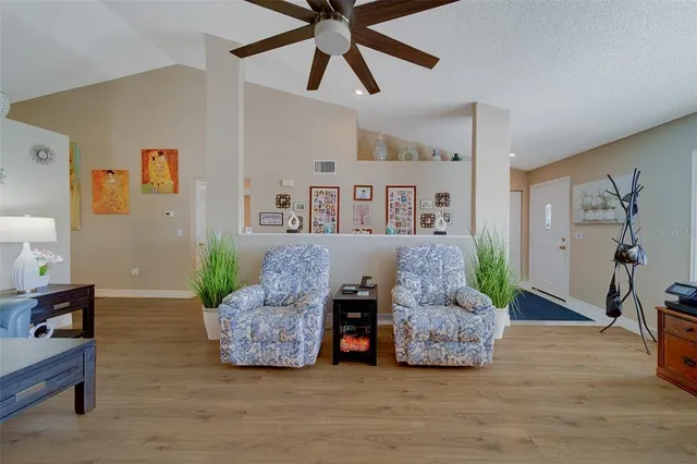 $320,000 | 2020 Shangrila Drive, Unit 305, Clearwater, FL 33763