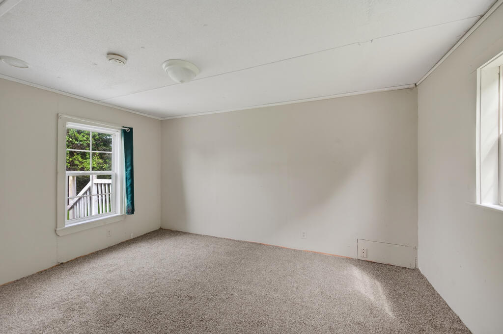 115 Cross Ridge Lane Galax, VA 24333 - Photo 11 of 50 Gallery Image 11