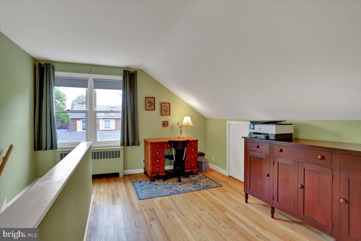 202 Old Fritztown Road Reading, PA 19607 - Photo 19 of 30 a living room with furniture and a wooden floor