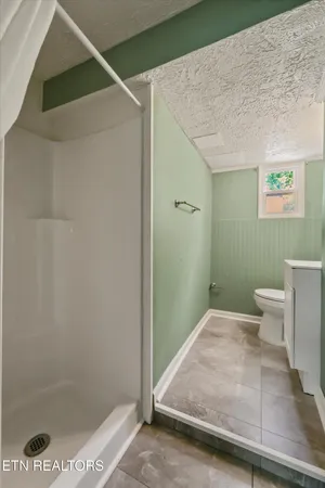 $399,900 | 4400 South Wahli Drive Northeast, Knoxville, TN 37918