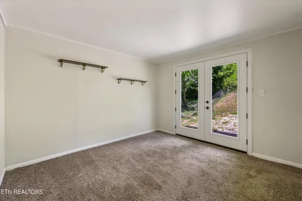 $399,900 | 4400 South Wahli Drive Northeast, Knoxville, TN 37918