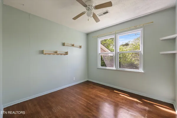$399,900 | 4400 South Wahli Drive Northeast, Knoxville, TN 37918