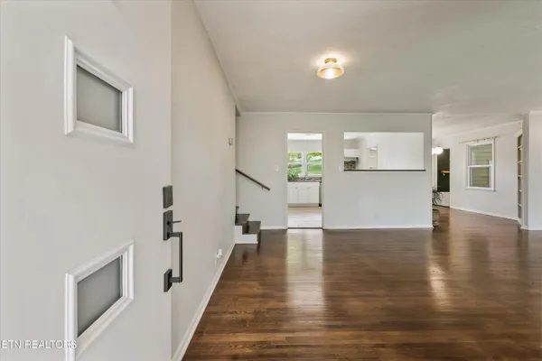 $399,900 | 4400 South Wahli Drive Northeast, Knoxville, TN 37918
