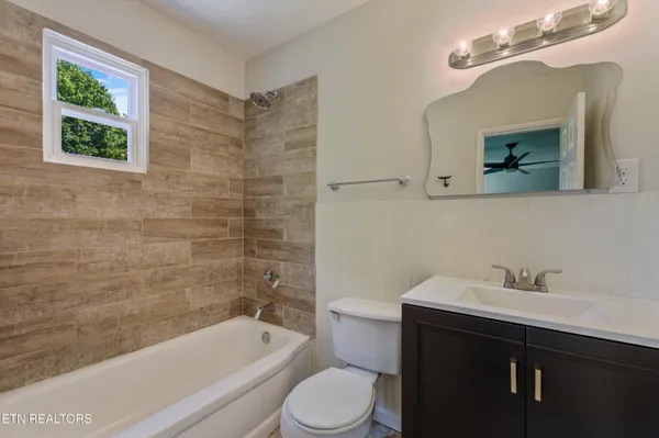 $399,900 | 4400 South Wahli Drive Northeast, Knoxville, TN 37918