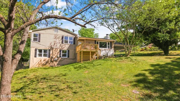 $399,900 | 4400 South Wahli Drive Northeast, Knoxville, TN 37918