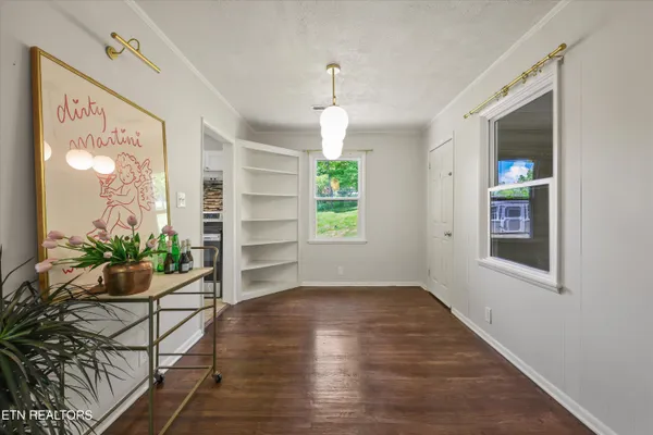 $399,900 | 4400 South Wahli Drive Northeast, Knoxville, TN 37918