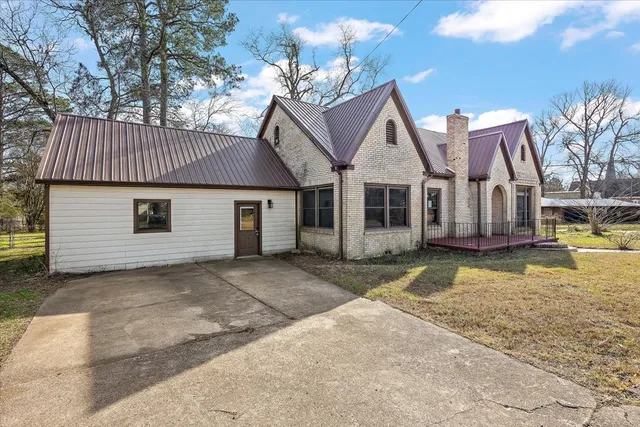 $167,000 | 370 Austin Street, Timpson, TX 75975