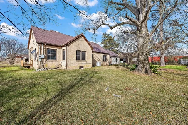 $167,000 | 370 Austin Street, Timpson, TX 75975
