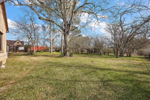 $153,640 | 370 Austin Street, Timpson, TX 75975