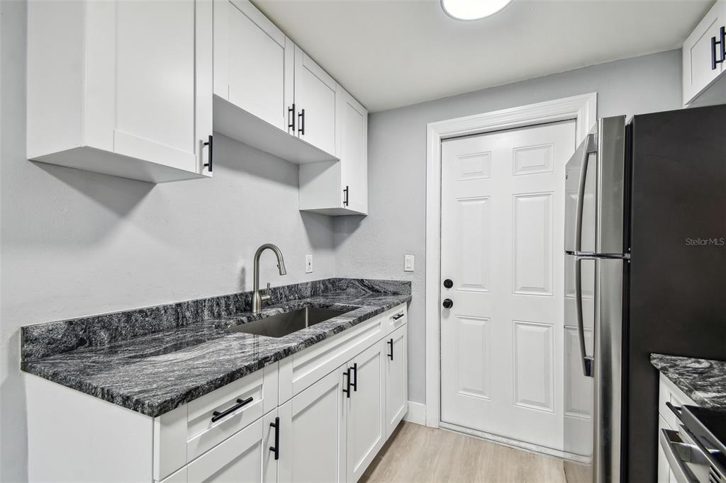 2135 West St Conrad Street, Unit A Tampa, FL 33607 - Photo 20 of 48