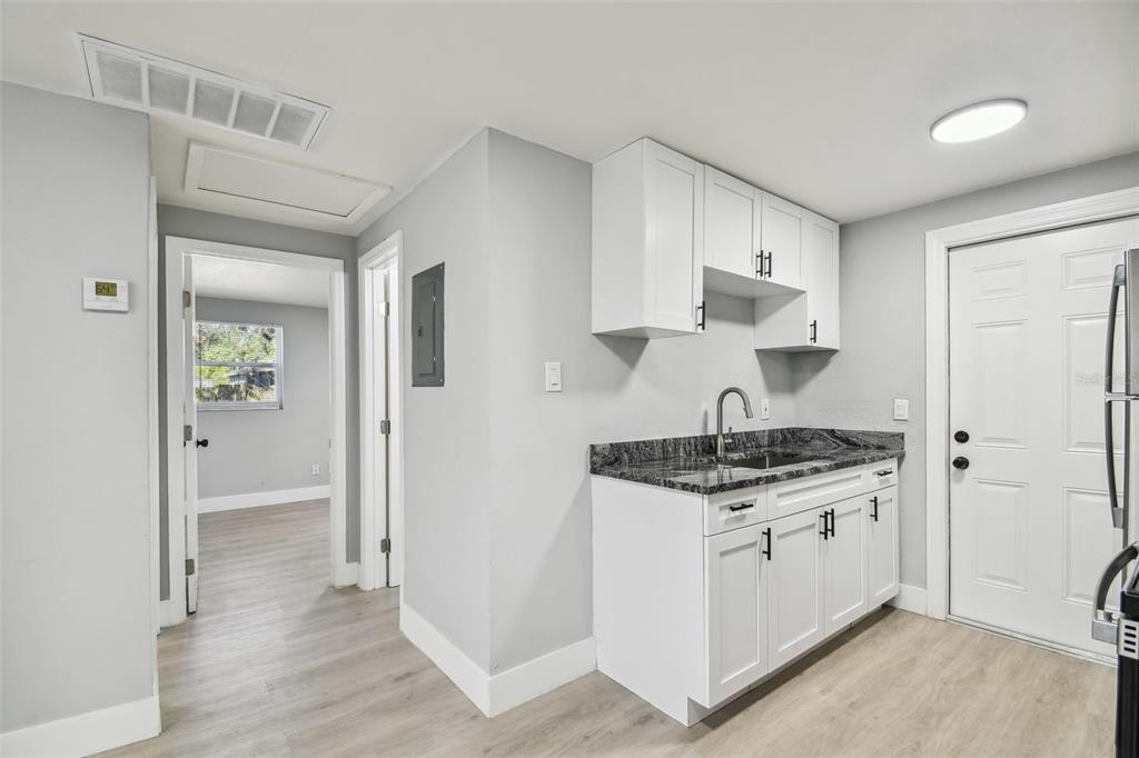 2135 West St Conrad Street, Unit A Tampa, FL 33607 - Photo 25 of 48