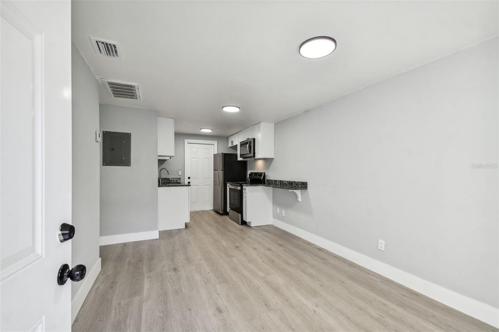 2135 West St Conrad Street, Unit A Tampa, FL 33607 - Photo 29 of 48