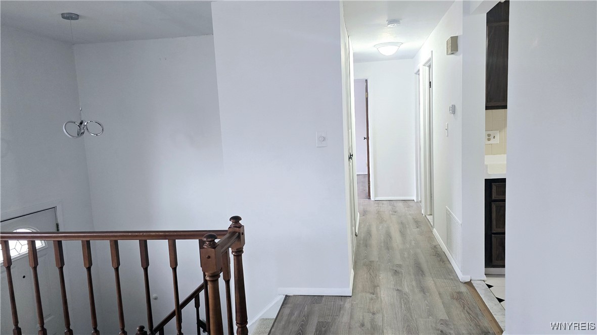 234 Robin Road Amherst, NY 14228 - Photo 3 of 28