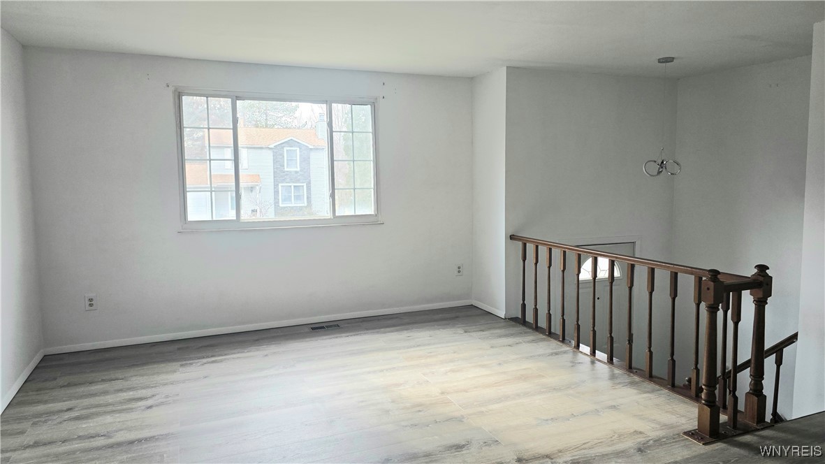 234 Robin Road Amherst, NY 14228 - Photo 5 of 28