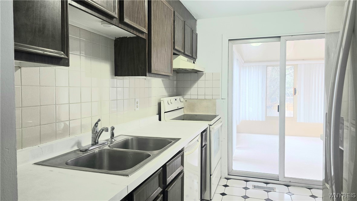 234 Robin Road Amherst, NY 14228 - Photo 6 of 28