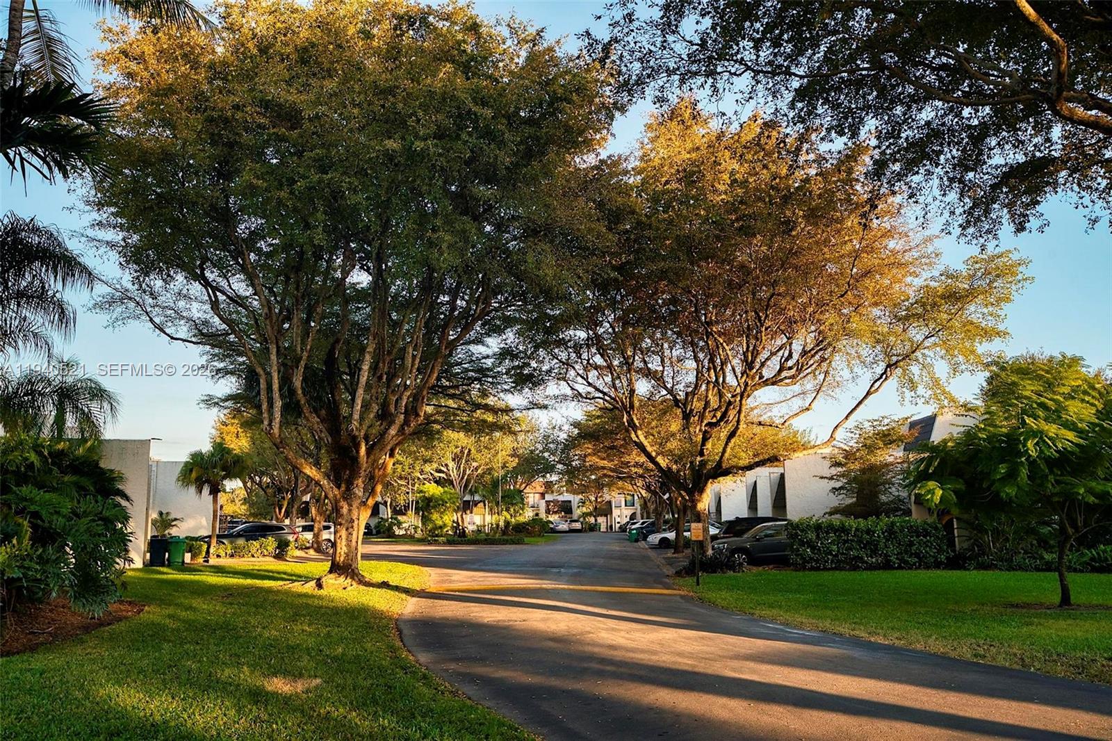 8898 Southwest 62nd Terrace, Unit 7F Miami, FL 33173 - Photo 3 of 66