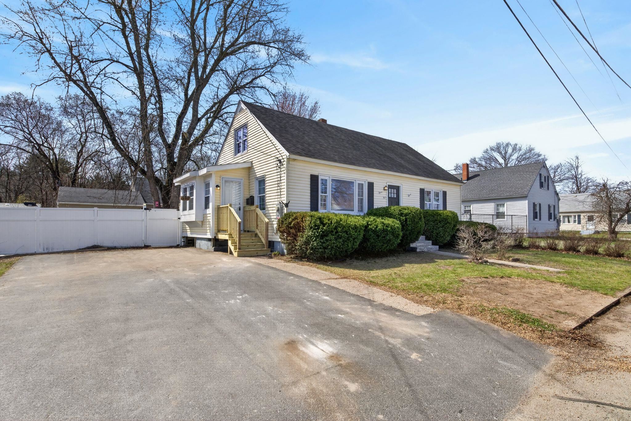 57 St Camille Street Nashua, NH 03060 - Photo 2 of 26