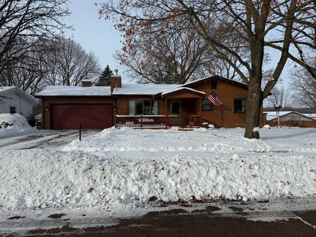 $239,000 | 805 5th Avenue, Dixon, IL 61021