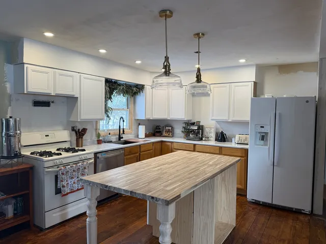 $239,000 | 805 5th Avenue, Dixon, IL 61021